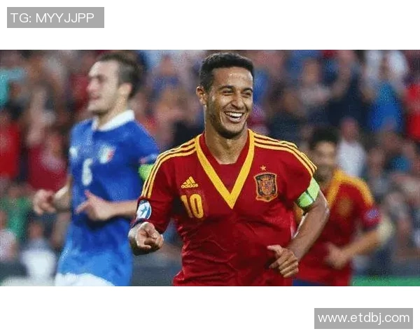 西班牙足球新星莫伦特斯的成长历程与未来潜力解析